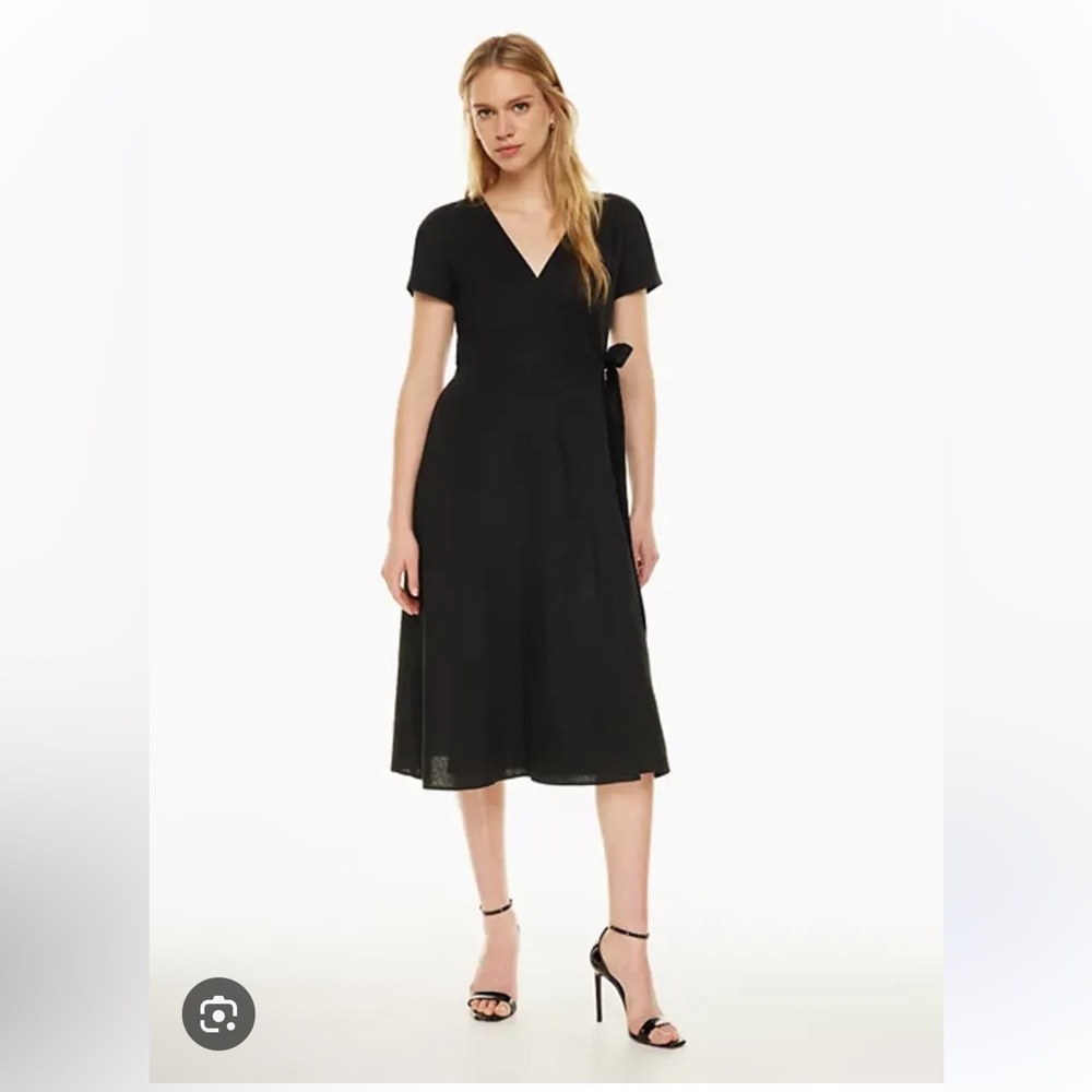 Aritzia Babaton Black Wrap Dress Linen and Viscose
